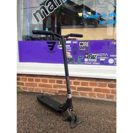 SnS Custom Scooter No.27 £300.00